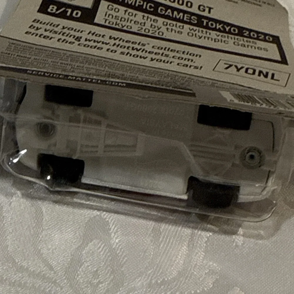 2020 HOT WHEELS TOKYO 2020 WHITE TOYOTA 2000 GT, OLYMPIC GAMES 8/10,